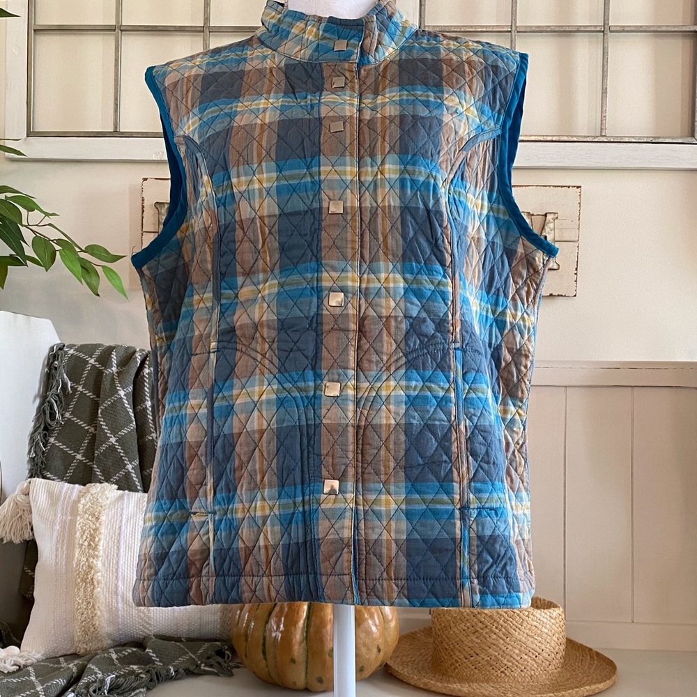 Christopher & Banks plaid vest NWT reversible